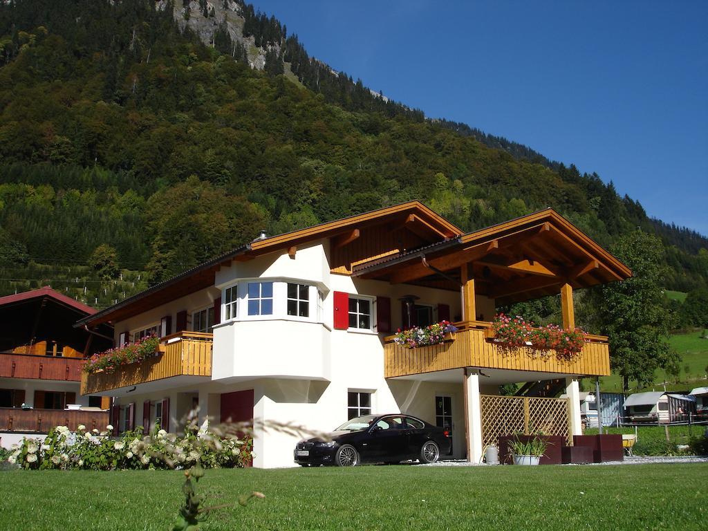 Appartamento Haus Telisia Klosterle am Arlberg Esterno foto